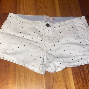 Juniors star print shorts. Size 13